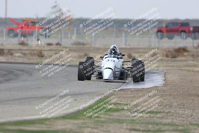 media/Oct-25-2025-CalClub SCCA (Sat) [[34c778dfbe]]/Group 5/Qualifying/